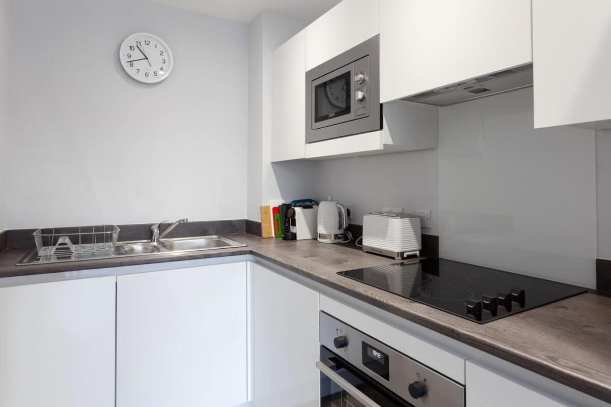 Modern 1 Bedroom Apartment In Central Brimingham Бірмінгем Екстер'єр фото